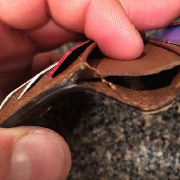 Louis Vuitton Monogram Elise Wallet - Picture 5 of 6